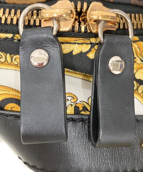 VERSACE（ヴェルサーチ）VERSACE (ヴェルサーチ) ボディバッグ イエローの古着・服飾アイテム