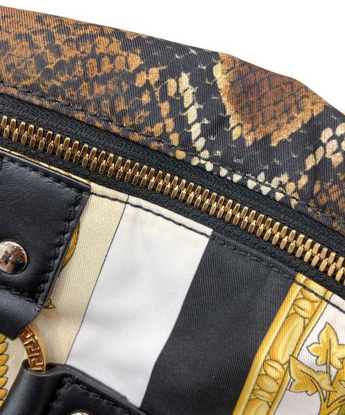 VERSACE（ヴェルサーチ）VERSACE (ヴェルサーチ) ボディバッグ イエローの古着・服飾アイテム
