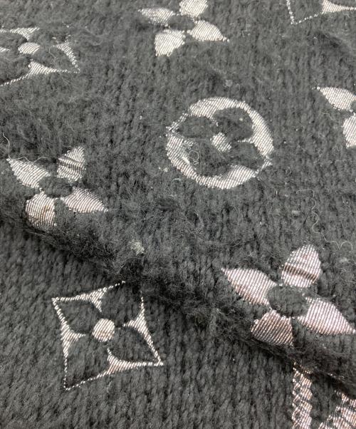 LOUIS VUITTON（ルイ ヴィトン）LOUIS VUITTON (ルイ ヴィトン) エシャルプロゴマニアシャイン マフラー　	モノグラム ブラック サイズ:-の古着・服飾アイテム