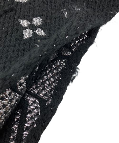 LOUIS VUITTON（ルイ ヴィトン）LOUIS VUITTON (ルイ ヴィトン) エシャルプロゴマニアシャイン マフラー　	モノグラム ブラック サイズ:-の古着・服飾アイテム