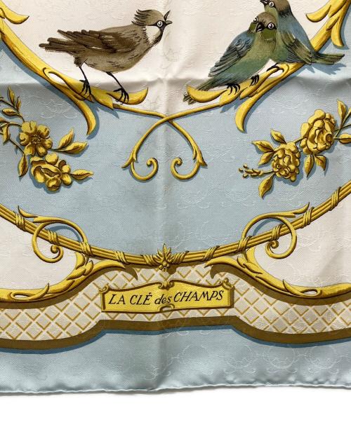 HERMES（エルメス）HERMES (エルメス) カレ90 LA CLE des CHAMPS 自由の天地への鍵  スカイブルーの古着・服飾アイテム