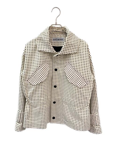 ISSEY MIYAKE（イッセイミヤケ）ISSEY MIYAKE (イッセイミヤケ) パンチングジャケット アイボリー サイズ:2の古着・服飾アイテム