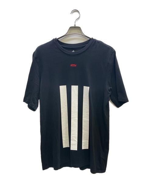 KITH（キス）KITH (キス) adidas (アディダス) プリントTシャツ ブラック サイズ:Mの古着・服飾アイテム
