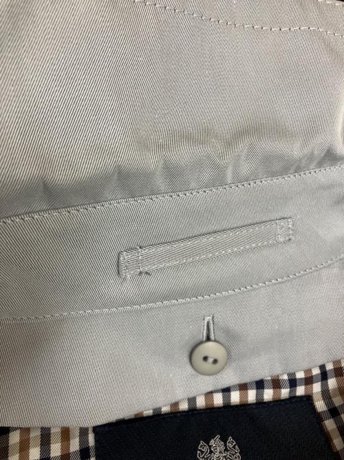 Aquascutum（アクアスキュータム）Aquascutum (アクアスキュータム) 1454010-93　トレンチコート ライトグレー サイズ:6の古着・服飾アイテム