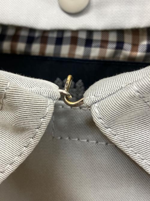 Aquascutum（アクアスキュータム）Aquascutum (アクアスキュータム) 1454010-93　トレンチコート ライトグレー サイズ:6の古着・服飾アイテム