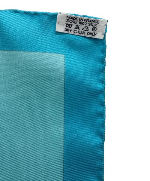 HERMES（エルメス）HERMES (エルメス) カレ90 ROUGEUR DES MATINAUX ライトブルーの古着・服飾アイテム
