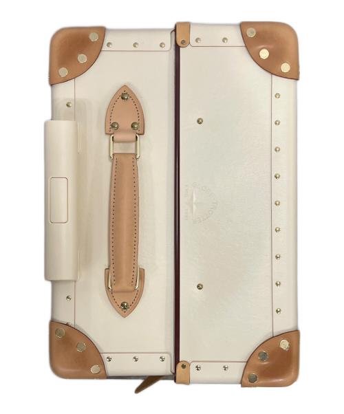 GLOBE-TROTTER（グローブトロッター）GLOBE-TROTTER (グローブトロッター) ミディアム チェックイン - 4ホイールの古着・服飾アイテム