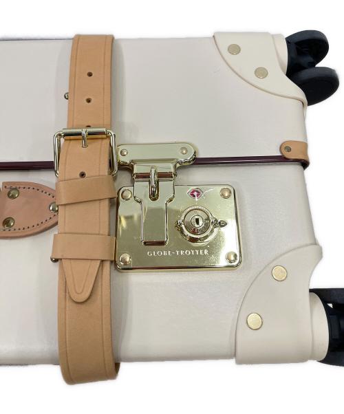 GLOBE-TROTTER（グローブトロッター）GLOBE-TROTTER (グローブトロッター) ミディアム チェックイン - 4ホイールの古着・服飾アイテム