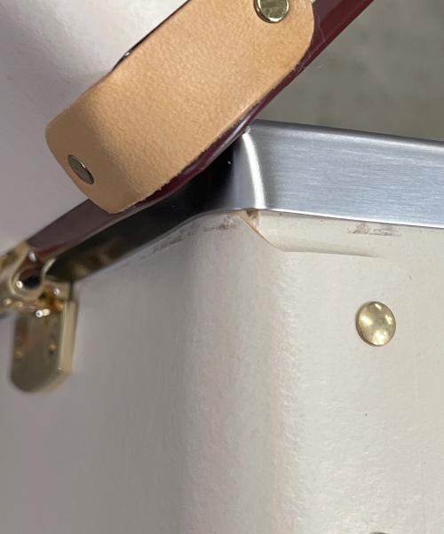 GLOBE-TROTTER（グローブトロッター）GLOBE-TROTTER (グローブトロッター) ミディアム チェックイン - 4ホイールの古着・服飾アイテム