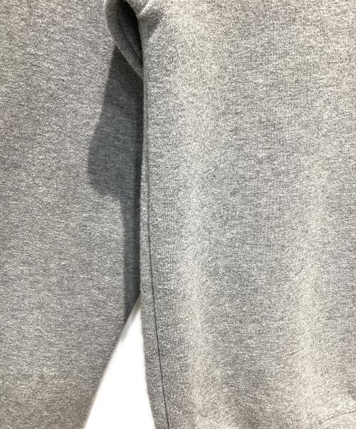 F.C.R.B.（エフシーレアルブリストル）F.C.R.B. (エフシーレアルブリストル) TECH SWEAT CREWNECK TOP グレー サイズ:Mの古着・服飾アイテム