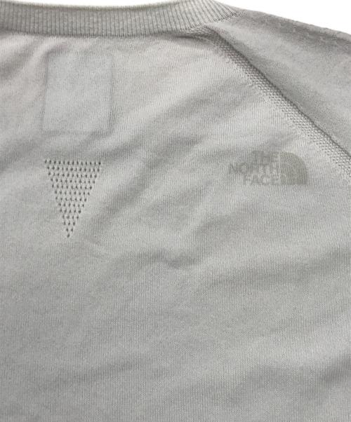 THE NORTH FACE（ザ ノース フェイス）THE NORTH FACE (ザ ノース フェイス) ロングスリーブライトコンフォートクルー/ロングスリーブシャツ ホワイト サイズ:Ｌの古着・服飾アイテム