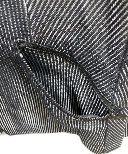ISSEY MIYAKE（イッセイミヤケ）ISSEY MIYAKE (イッセイミヤケ) ストライプテーラードジャケット ネイビー サイズ:3の古着・服飾アイテム