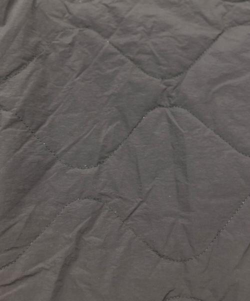 Hakuu（ハク）Hakuu (ハク) QUILT JK WITH DOWN HOODブルゾン//ダウンジャケット  グレー サイズ:Sの古着・服飾アイテム