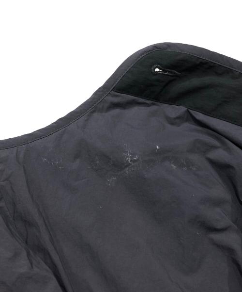 Hakuu（ハク）Hakuu (ハク) QUILT JK WITH DOWN HOODブルゾン//ダウンジャケット  グレー サイズ:Sの古着・服飾アイテム