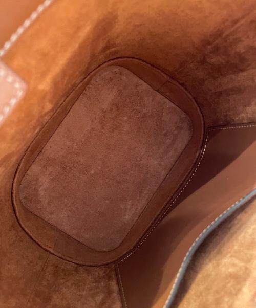 CELINE（セリーヌ）CELINE (セリーヌ) スモール バケット キュイル トリオンフ ブラウンの古着・服飾アイテム