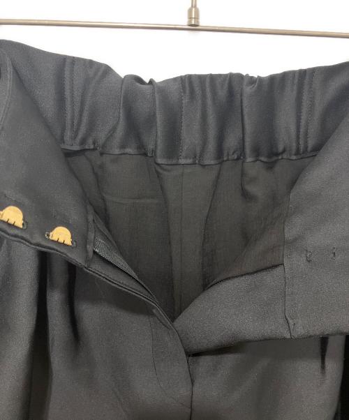 Heve（ヘイヴ）Heve (ヘイヴ) シルキータックワイドパンツ ブラック サイズ:38の古着・服飾アイテム