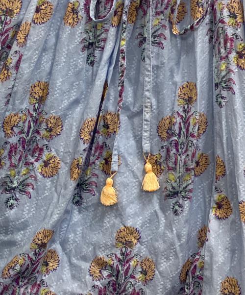 ne quittez pas（ヌキテパ）ne quittez pas (ヌキテパ) COTTON JQD MARIGOLD PRINT ライトブルー サイズ:Mの古着・服飾アイテム