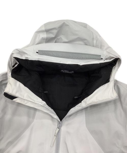 ARC'TERYX（アークテリクス）ARC'TERYX (アークテリクス) コエル パーカウィメンズ ホワイト サイズ:Mの古着・服飾アイテム