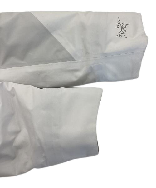 ARC'TERYX（アークテリクス）ARC'TERYX (アークテリクス) コエル パーカウィメンズ ホワイト サイズ:Mの古着・服飾アイテム