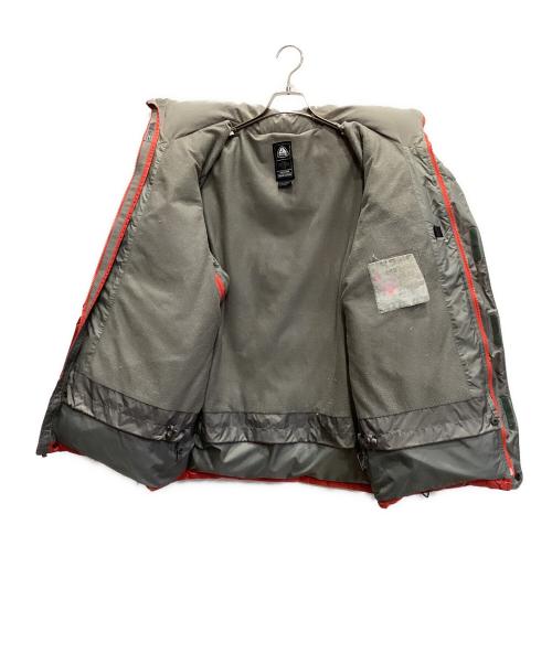 NIKE ACG（ナイキエーシージー）NIKE ACG (ナイキエーシージー) ダウンジャケット レッド サイズ:SIZE Lの古着・服飾アイテム