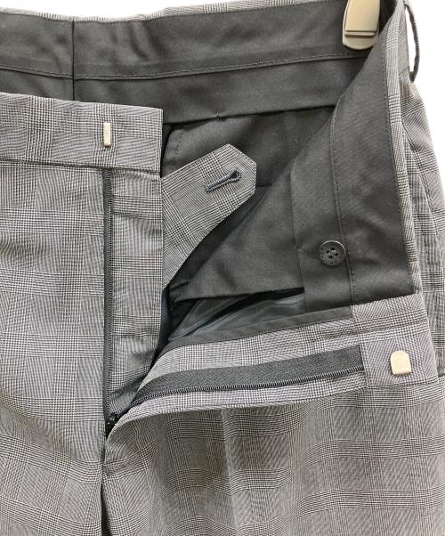 BROOKS BROTHERS（ブルックスブラザーズ）BROOKS BROTHERS (ブルックスブラザーズ) 段返り3Bセットアップスーツ グレー サイズ:36HT/30Wの古着・服飾アイテム