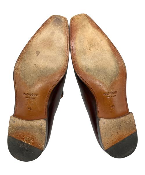 MAGNANNI（マグナーニ）MAGNANNI (マグナーニ) プレーントゥスリッポン ブラウン サイズ:41の古着・服飾アイテム