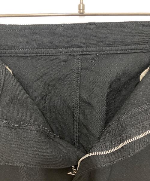 COMME des GARCONS HOMME DEUX（コムデギャルソン オム ドゥ）COMME des GARCONS HOMME DEUX (コムデギャルソン オム ドゥ) ポリ縮絨 ジップカーゴイージー パンツ ブラック サイズ:Lの古着・服飾アイテム