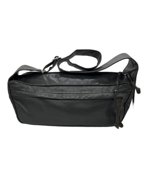 Y's（ワイズ）Y's (ワイズ) SEMI GLOSS SOFT LEATHER LEATHER BODY BAG ブラックの古着・服飾アイテム