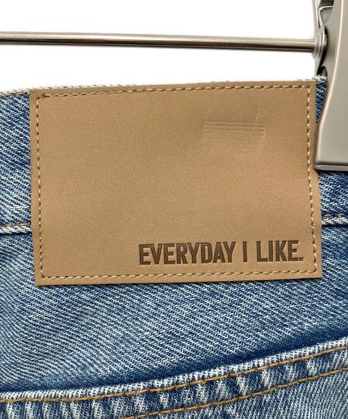 EVERYDAY I LIKE.（エヴリデイ アイ ライク）EVERYDAY I LIKE. (エヴリデイ アイ ライク) Modern Flare ジーンズ ブルー サイズ:SIZE36の古着・服飾アイテム
