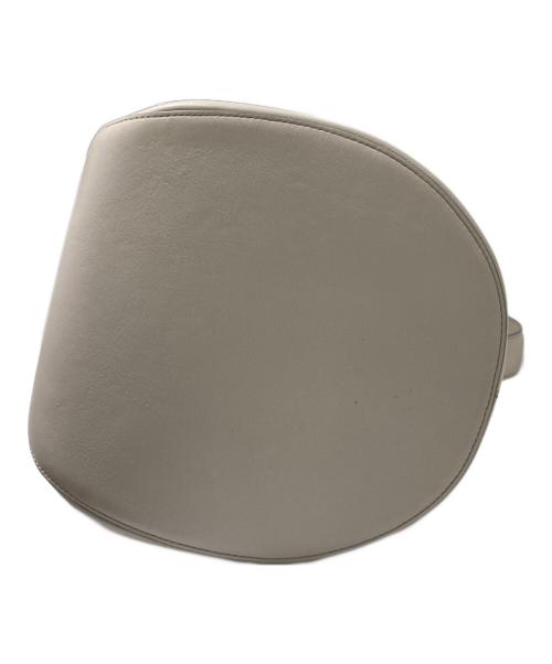 J&M DAVIDSON（ジェイ＆エム デヴィッドソン）J&M DAVIDSON (ジェイ＆エム デヴィッドソン) QUIVER BUCKET ショルダーバッグ ベージュの古着・服飾アイテム