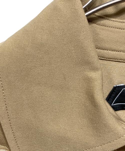 ANREALAGE（アンリアレイジ）ANREALAGE (アンリアレイジ) LOW ANGLE TRENCH COAT ベージュ サイズ:48の古着・服飾アイテム