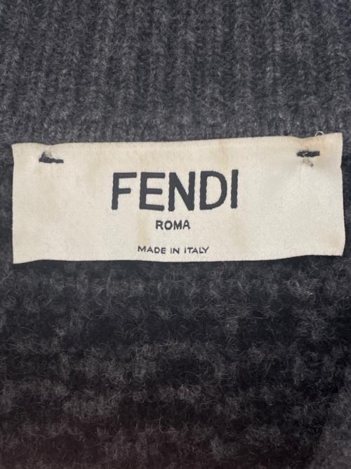FENDI（フェンディ）FENDI (フェンディ) FFロゴ ズッカ柄 カシミヤ 長袖ニット グレー サイズ:38の古着・服飾アイテム
