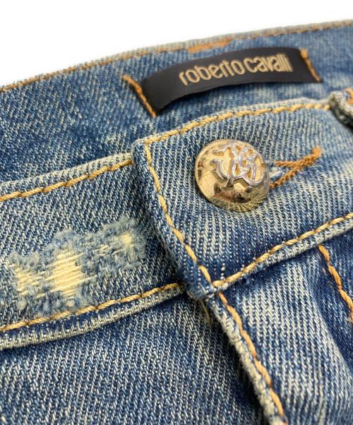 ROBERTO CAVALLI（ロベルトカヴァリ）ROBERTO CAVALLI (ロベルトカヴァリ) 刺繍デニムパンツ インディゴ サイズ:40の古着・服飾アイテム