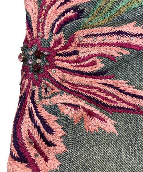 ROBERTO CAVALLI（ロベルトカヴァリ）ROBERTO CAVALLI (ロベルトカヴァリ) 刺繍デニムパンツ インディゴ サイズ:40の古着・服飾アイテム