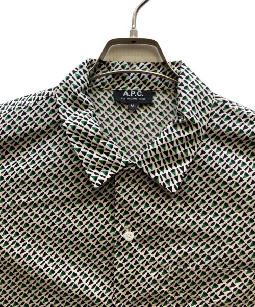 A.P.C.（アーペーセー）A.P.C. (アーペーセー) オープンカラーシャツ グリーン サイズ:Mの古着・服飾アイテム