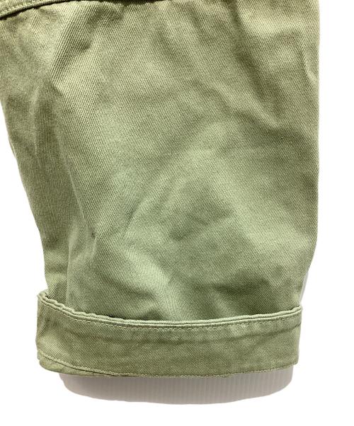 maison kitsune（メゾンキツネ）MAISON KITSUNE (メゾンキツネ) Belted Denim Pants Relaxed Cargo Jeans オリーブ サイズ:29 未使用品の古着・服飾アイテム