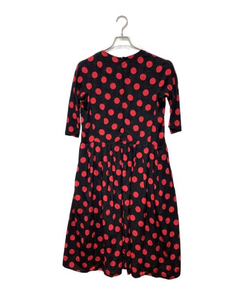 COMME des GARCONS（コムデギャルソン）COMME des GARCONS (コムデギャルソン) レーヨンポリ ドットワンピース レッド×ブラック サイズ:XSの古着・服飾アイテム