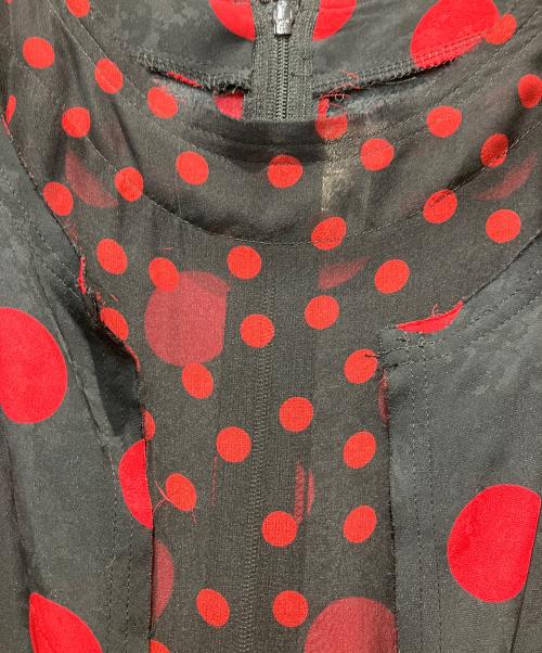 COMME des GARCONS（コムデギャルソン）COMME des GARCONS (コムデギャルソン) レーヨンポリ ドットワンピース レッド×ブラック サイズ:XSの古着・服飾アイテム