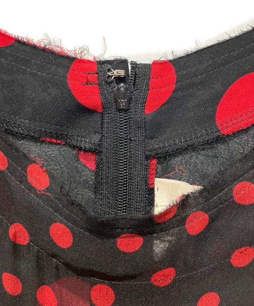 COMME des GARCONS（コムデギャルソン）COMME des GARCONS (コムデギャルソン) レーヨンポリ ドットワンピース レッド×ブラック サイズ:XSの古着・服飾アイテム