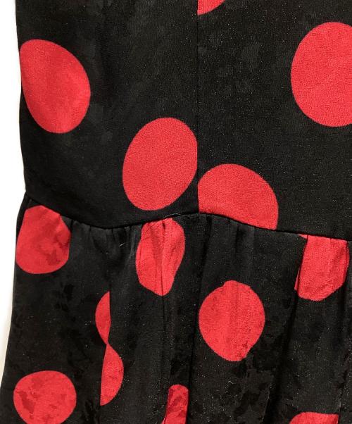 COMME des GARCONS（コムデギャルソン）COMME des GARCONS (コムデギャルソン) レーヨンポリ ドットワンピース レッド×ブラック サイズ:XSの古着・服飾アイテム