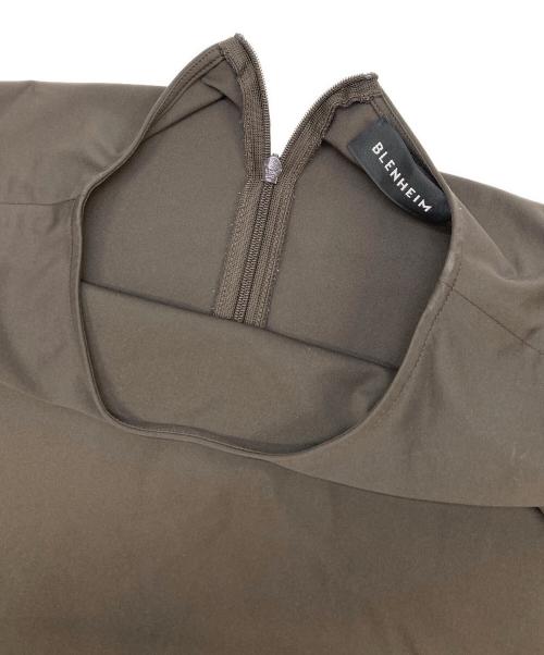 BLENHEIM（ブレンヘイム）BLENHEIM (ブレンヘイム) ストレッチプリーツデザインロングワンピース ブラウン サイズ:XSの古着・服飾アイテム