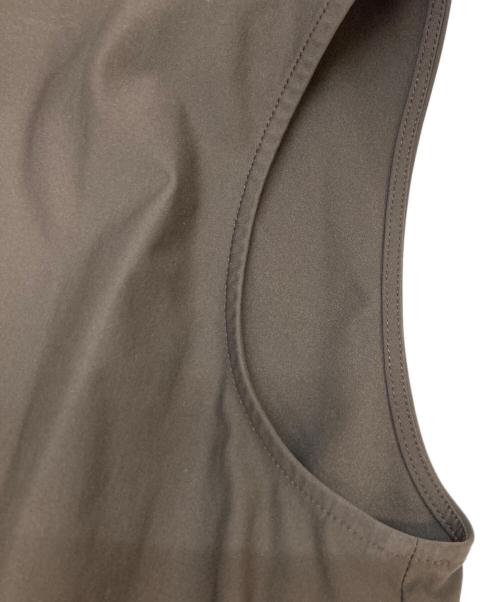 BLENHEIM（ブレンヘイム）BLENHEIM (ブレンヘイム) ストレッチプリーツデザインロングワンピース ブラウン サイズ:XSの古着・服飾アイテム