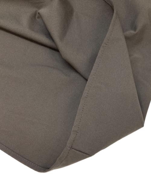 BLENHEIM（ブレンヘイム）BLENHEIM (ブレンヘイム) ストレッチプリーツデザインロングワンピース ブラウン サイズ:XSの古着・服飾アイテム