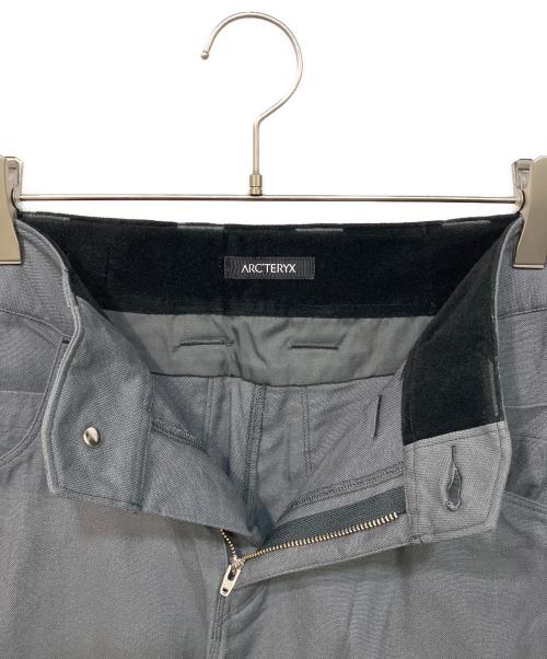 ARC'TERYX LEAF（アークテリクスリーフ）ARC'TERYX LEAF (アークテリクスリーフ) アウトドアウェア(エクスファンクショナルパンツAR Gen2) グレー サイズ:SIZE 30の古着・服飾アイテム