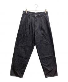 Graphpaper（グラフペーパー）の古着「Colorfast Denim Two Tuck Tapered Pants」｜インディゴ