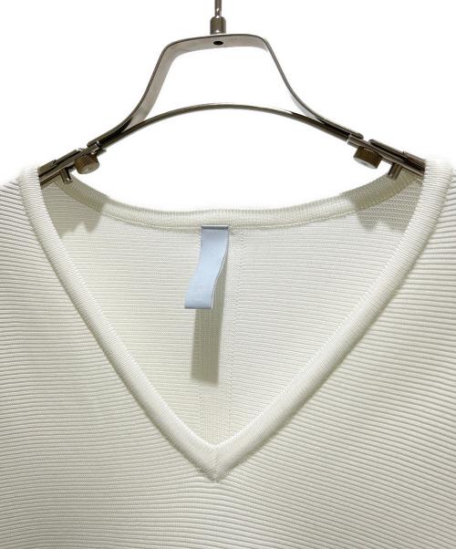 CFCL（シーエフシーエル）CFCL (シーエフシーエル) POTTERY GLITTER LONG BELL SLEEVE FLARE DRESS/ベルスリーブ リブニットワンピース ホワイト サイズ:1の古着・服飾アイテム