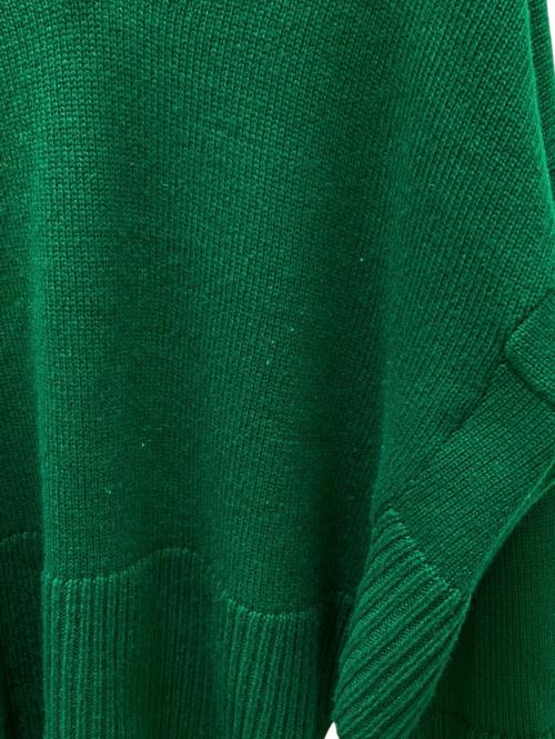 LOEWE（ロエベ）LOEWE (ロエベ) アナグラム刺繍Vネックポロセーター グリーン サイズ:ＸＳの古着・服飾アイテム