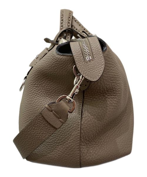 FENDI（フェンディ）FENDI (フェンディ) バイ ザ ウェイ セレリア ラージ グレージュの古着・服飾アイテム