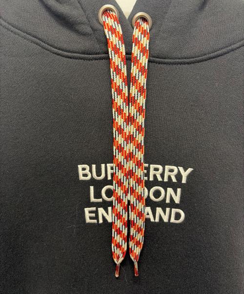 BURBERRY（バーバリー）BURBERRY (バーバリー) ロゴ刺繍パーカー/コットンパーカー/プルオーバーパーカー ブラック サイズ:Sの古着・服飾アイテム