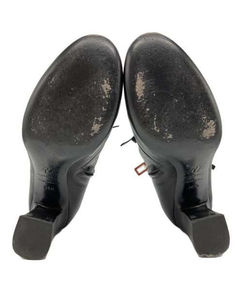 Roger Vivier（ロジェ ヴィヴィエ）Roger Vivier (ロジェ ヴィヴィエ) ショートブーツ ブラック サイズ:36　1/2の古着・服飾アイテム